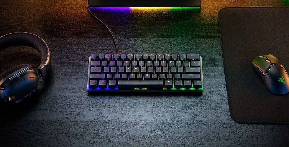 Razer huntsman v3 analog. Клавиатура razer huntsman mini. клавиатура razer 60. razer 60 keyboard. razer huntsman mini 60.