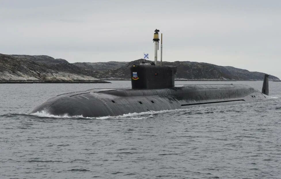 Межконтинентальная баллистическая ракета булава. Булава подводная. Атомная подводная лодка томск. Пуск ракеты с подводной лодки булава. Испытание ракеты булава.