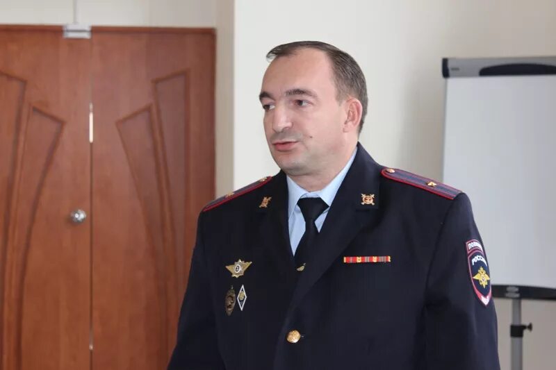 Симон начальник вневедомственной охраны. Артикуленко начальник вневедомственной охраны. Кириллов евгений вневедомственная охрана. Начальник вневедомственной охраны. Начальник вневедомственной охраны.