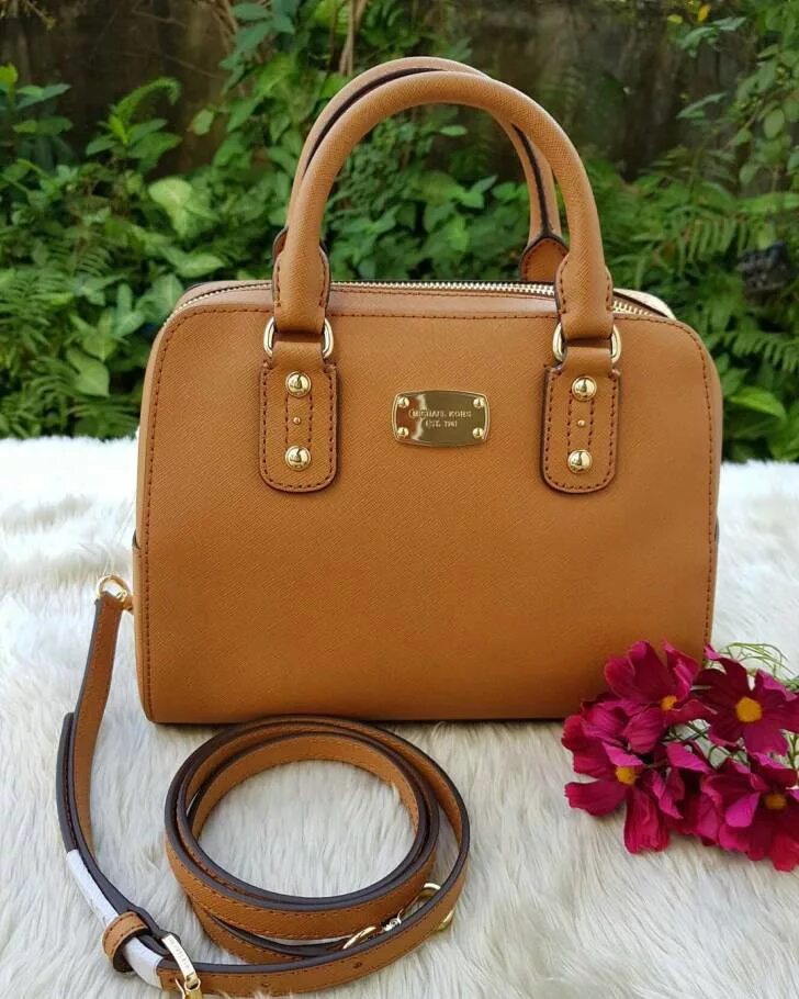 Найти женскую сумку. Сумка хобо рыжая. Сумочка женская. Сумка женская 4155b9568 brown. Стильные женские сумки.