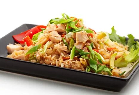 Китайский рис с курицей и овощами