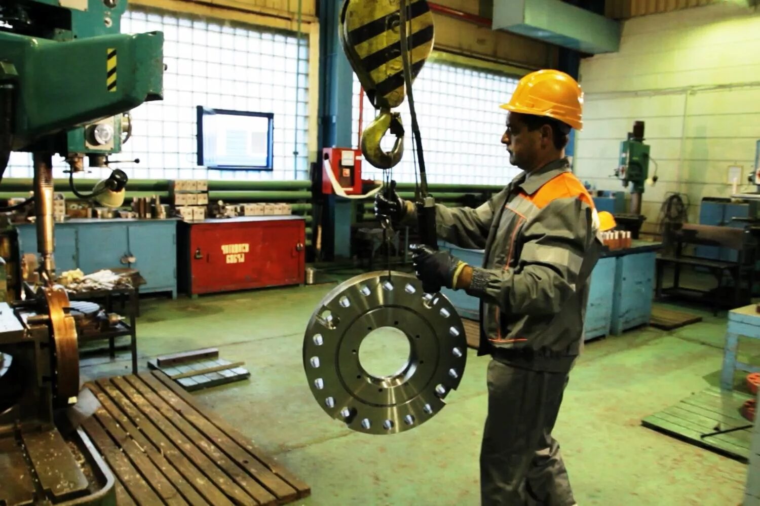 монтаж технологического оборудования. механик по ремонту оборудования. монтаж технологического оборудования. механик по ремонту оборудования. слесарь ремонтник.