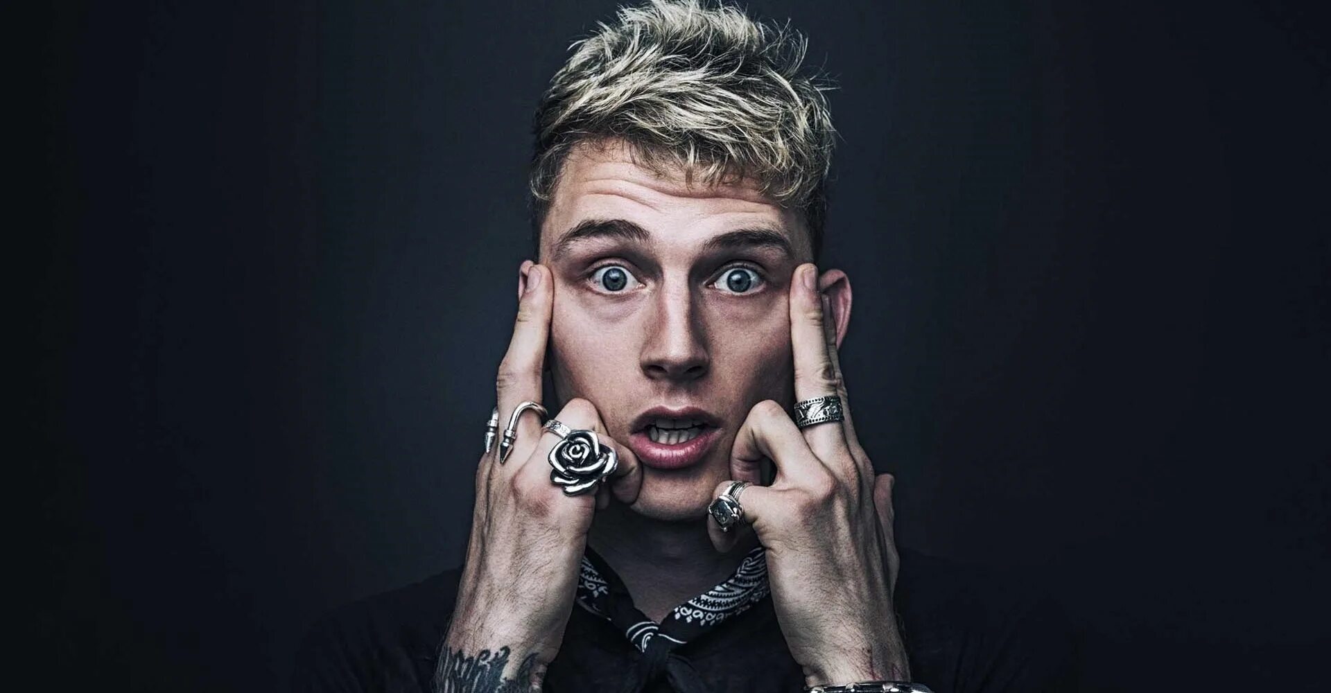 Gun Kelly. MGK рэпер. Machine Gun Kelly фотосессии 2020. Machine Gun Kelly MGK. Mgk let me go