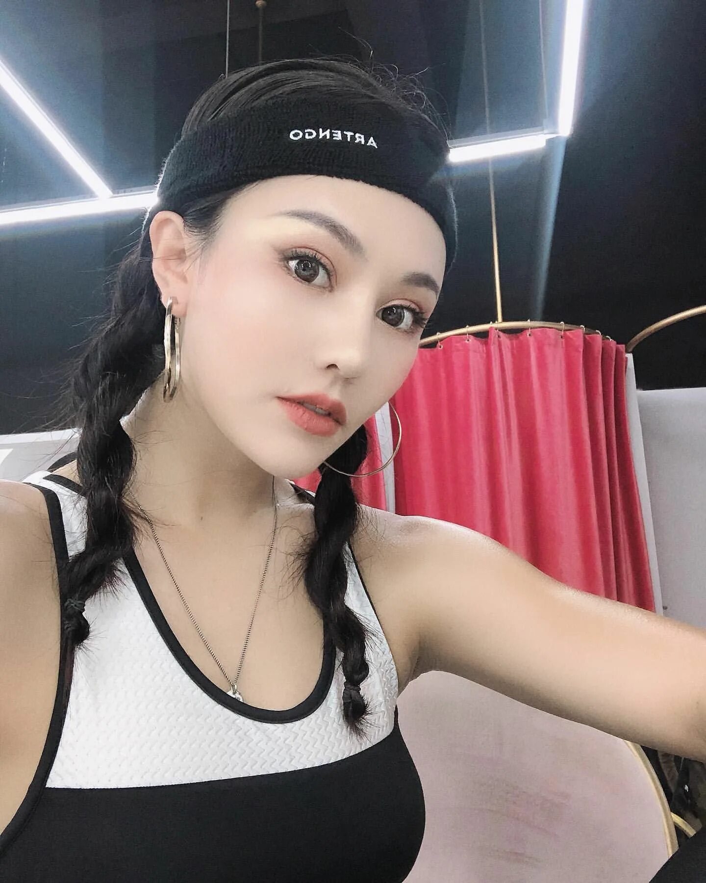 Songyuxin hitomi. Xiaolajiao_j3. Songyuxin hitomi. Inst xiaolajiao_j3. Ila (小辣椒) x50 pro.