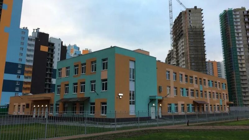 Комендантский проспект 64 школа. Комендантский проспект 13 санкт-петербург. Детский сад комендантский санкт петербург. Комендантский проспект 64 школа. Санкт-петербург комендантский проспект детский сад 66.
