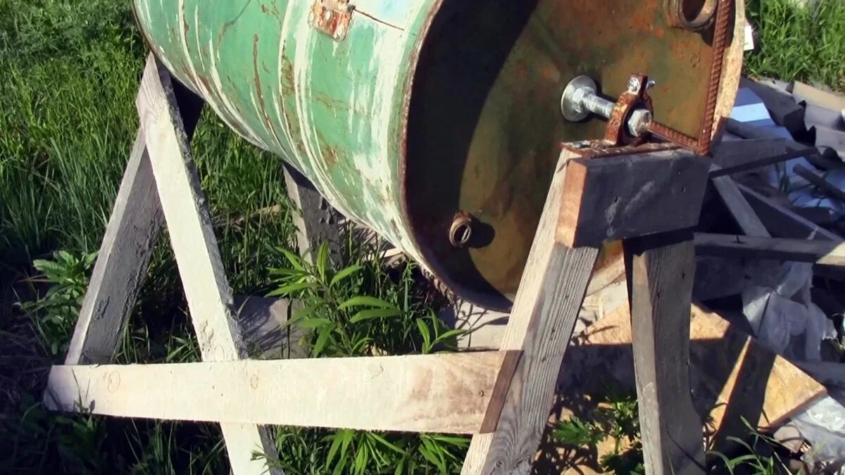 Как сделать самодельную бочку Pin by Two Curious Humans on Sustainable Living: Compost Bins Compost tumbler, C