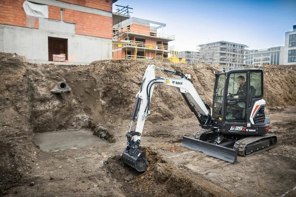 Bobcat e35. Мини-экскаватор bobcat e35. мини экскаватор bobcat e50z. миниэкскаватор bobcat е-50. kubota мини экскаватор 35.
