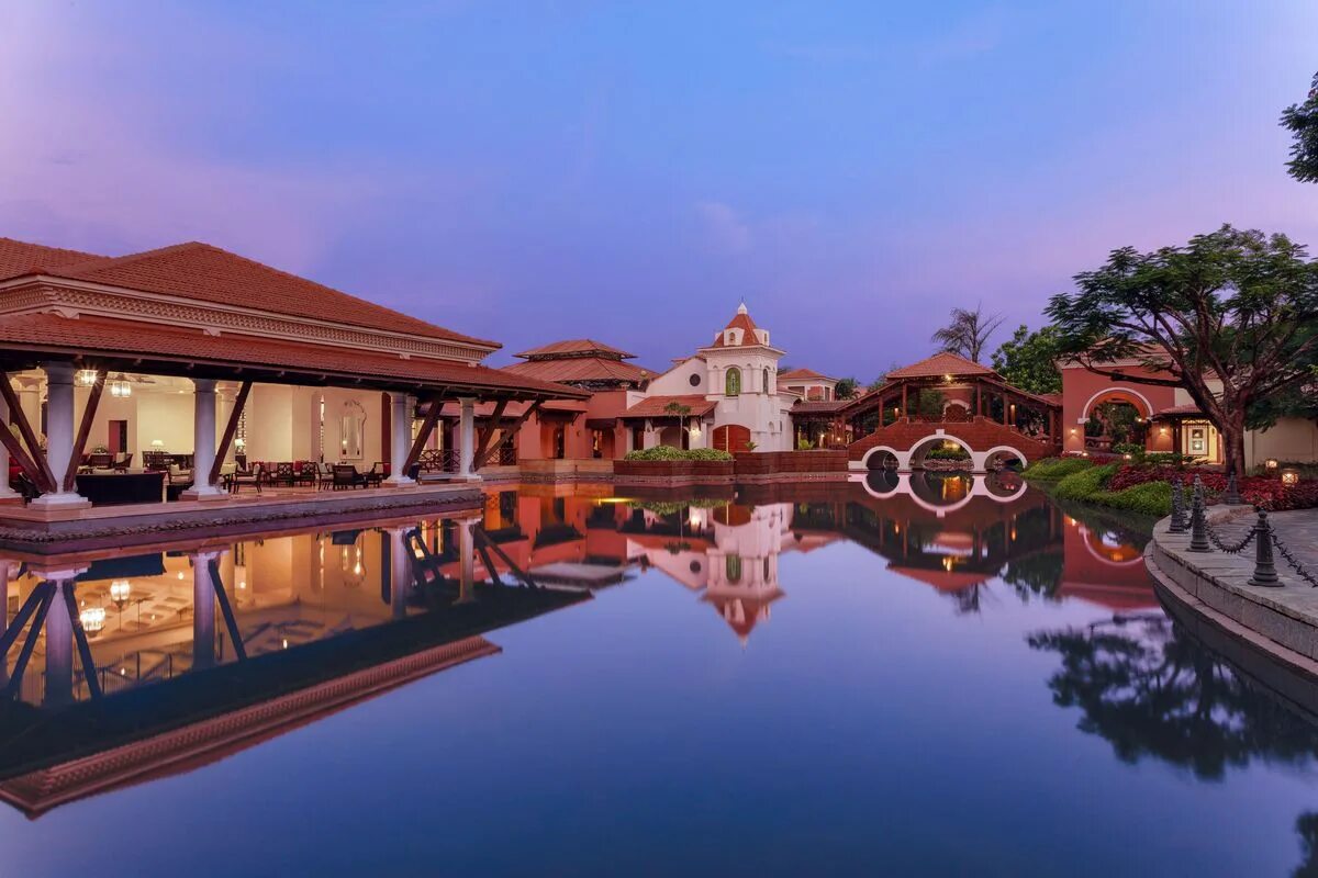 Оранжевый отель на гоа с зелеными балконами. Itc grand goa, a luxury collection resort & spa (ex. Индия гоа grand hyatt 5. Индия отели 5 звезд. Itc grand goa 5*.