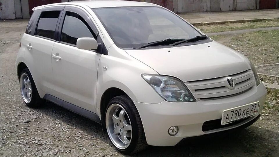 Toyota ist/Temp. Тойота Ист 2003. Тойота ИТС 2003. Ist Toyota 2013.