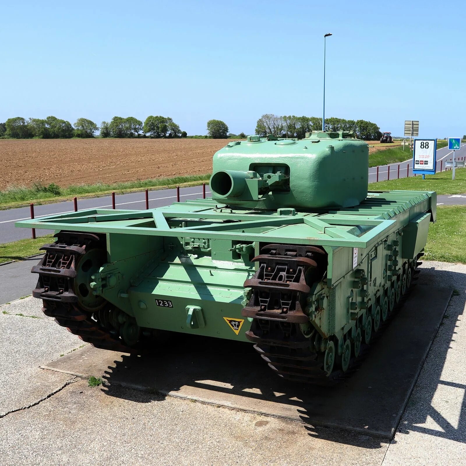 Танк черчилль авре. Танк черчилль авре. Churchill avre. Инженерный черчилль avre. Churchill avre.