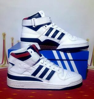 Adidas forum mid