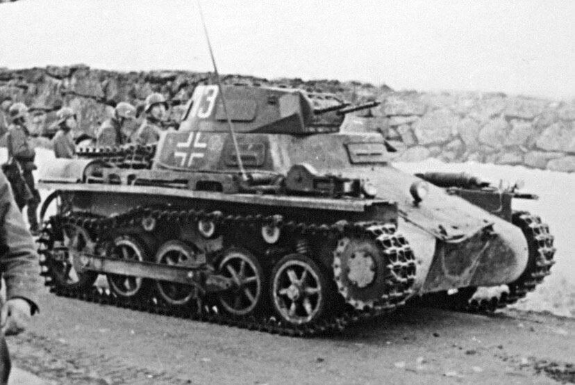 Танк pz 1. Танк pz 1. Танк pz 1. Немецкий танк pz 1. Панзеркампфаген.