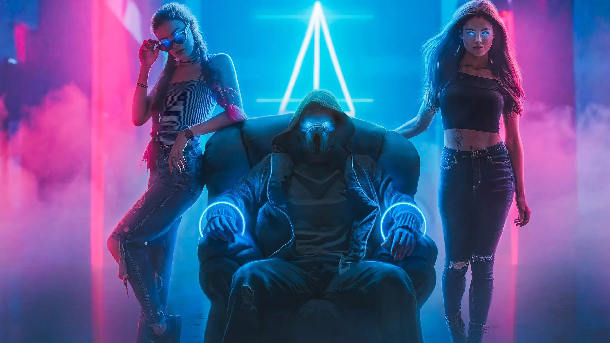 Ей вайб ее взгляд. Cyberpunk 2077 Neon маска.