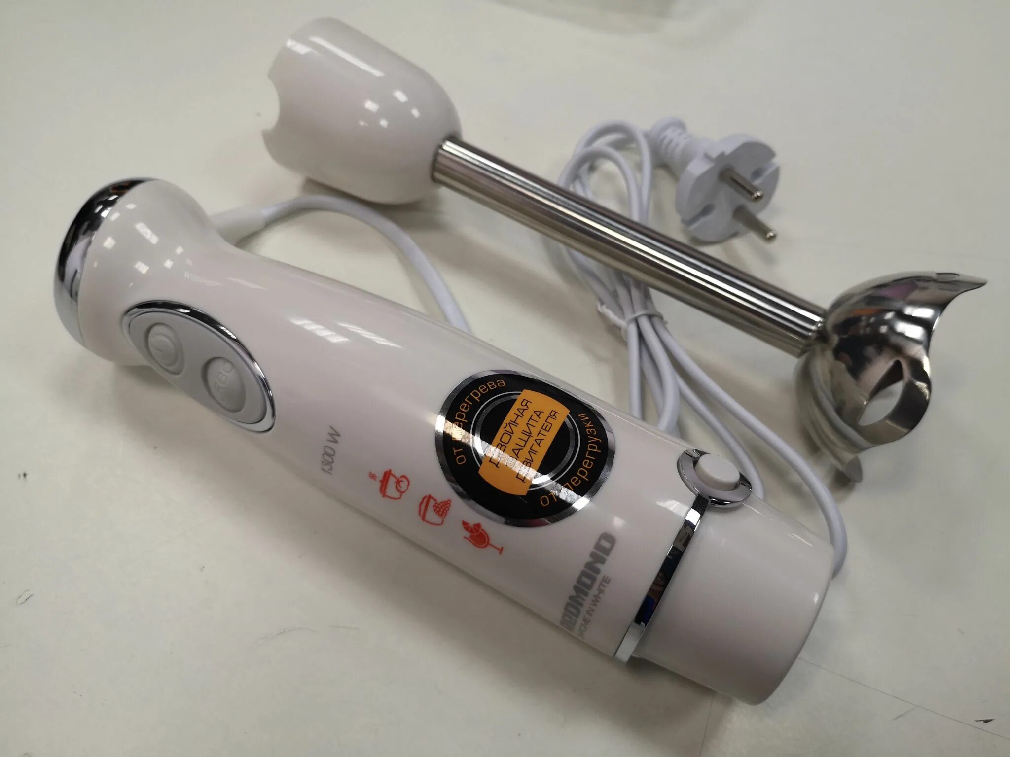 Редмонд блендер погружной 2972. Redmond rhb-2972. Погружной блендер redmond rhb-2972. Погружной блендер redmond rhb-2972. Redmond блендер rhb-2972 белый.