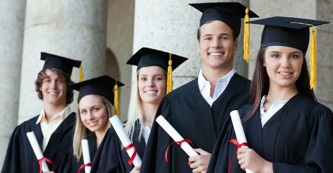 Выпускники магистратуры. Высшее образование лучше среднего. Высшее образование лучше среднего. Студенты манчестерского университета. Студенты принстонского университета 1893.