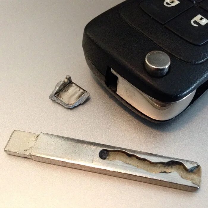 Broken key b. Broken key. fob key. broken keys (2025).