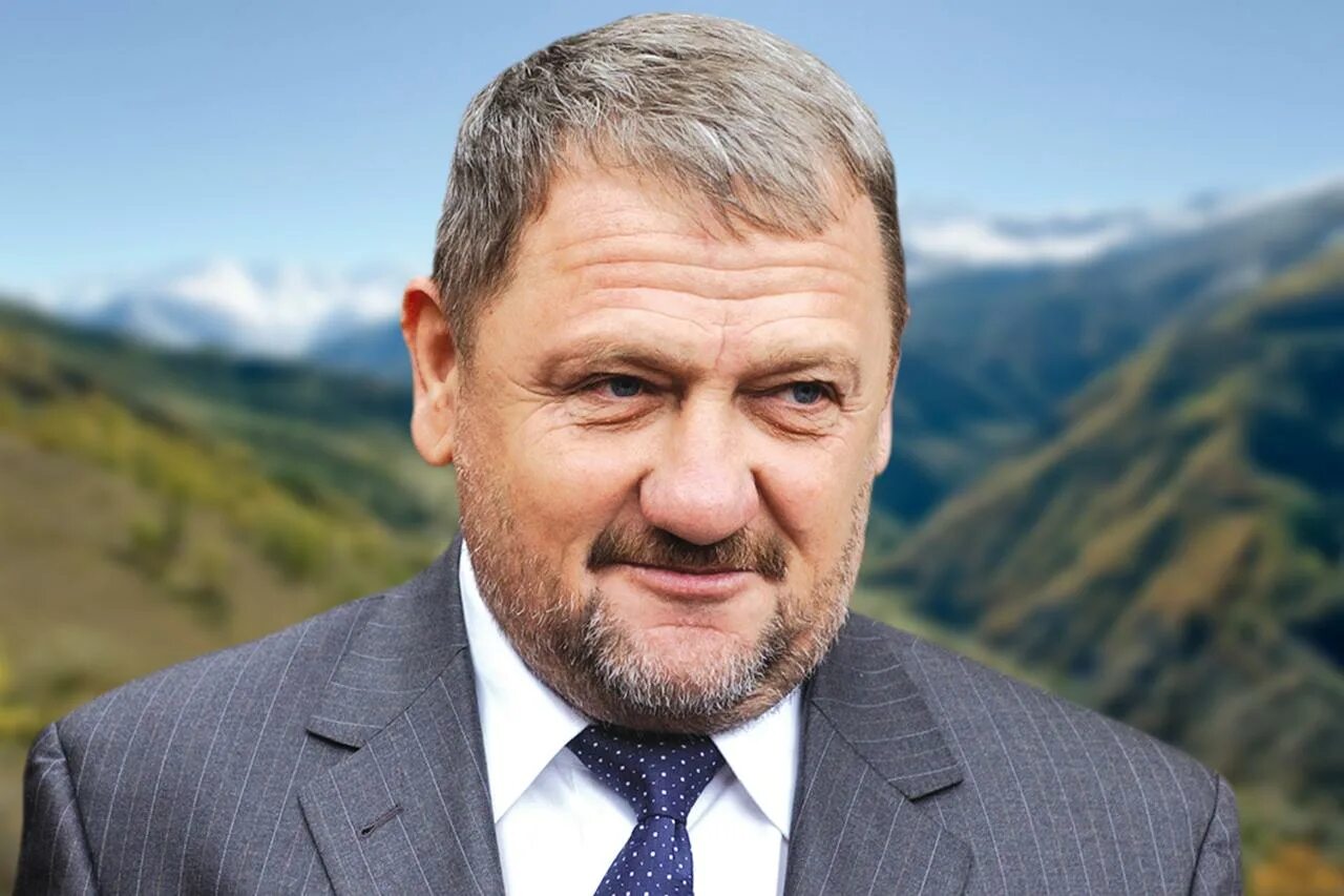 Кадыров Ахмат Абдулхамидович. Ахмат Хаджи Кадырова. Первый президент Чеченской Республики Ахмат Хаджи Кадыров