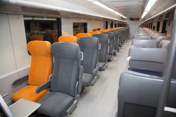 сидячий фпк 2с. 740ждвухэтажный (сидячий). сидячие места в двухэтажном. поезд 740 сидячий вагон. сидячие места в двухэтажном.