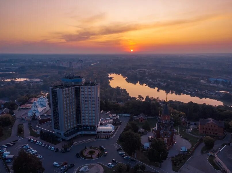 Утро брянск. Фонтан одуванчик брянск. Брянск центр города. Доброе утро брянск. Доброе утро из брянска.