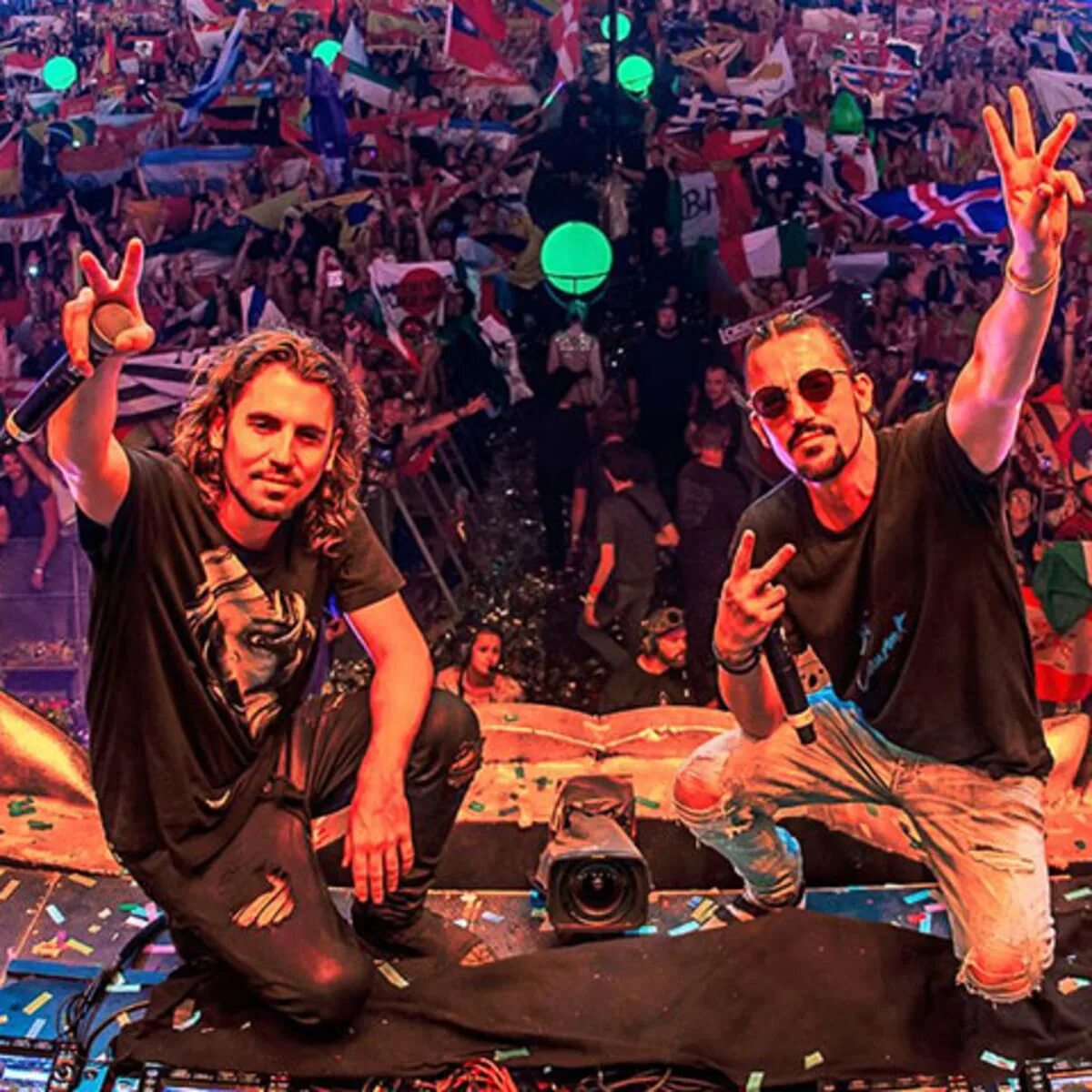 Dmitry vegas like mike. Dimitri vegas &amp; like mike. dimitri vegas like mike 2025.