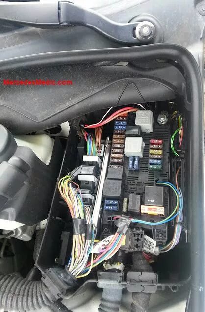 Предохранитель прикуривателя мерседес 211 где находится Changer autoradio d'origine fibre optique par ISO / Classe E W211 / Forum-merced