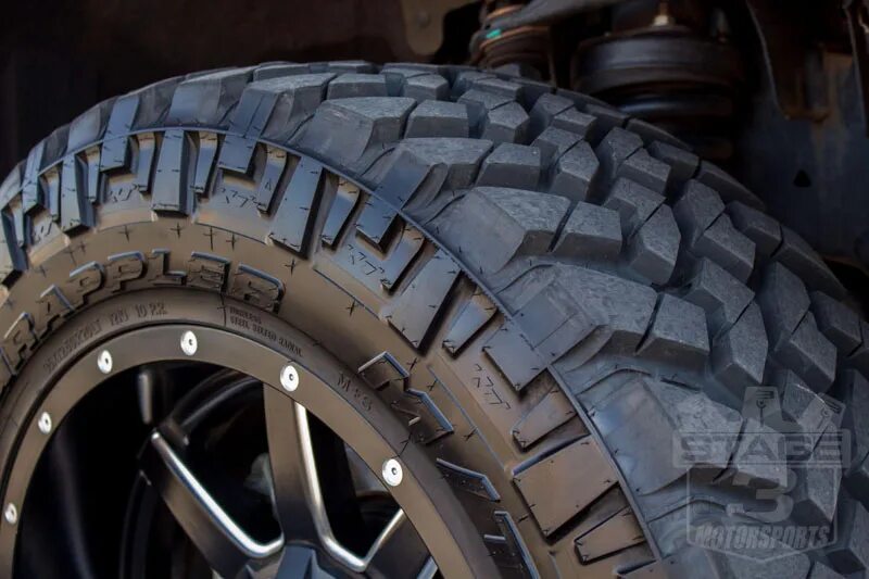 305/50 r22 wheels. 245 40 r19 10j. 285/60 r20. 37x13. Nitto nt420s 275/55r19 111 v.