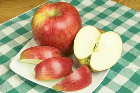Яблоня секай