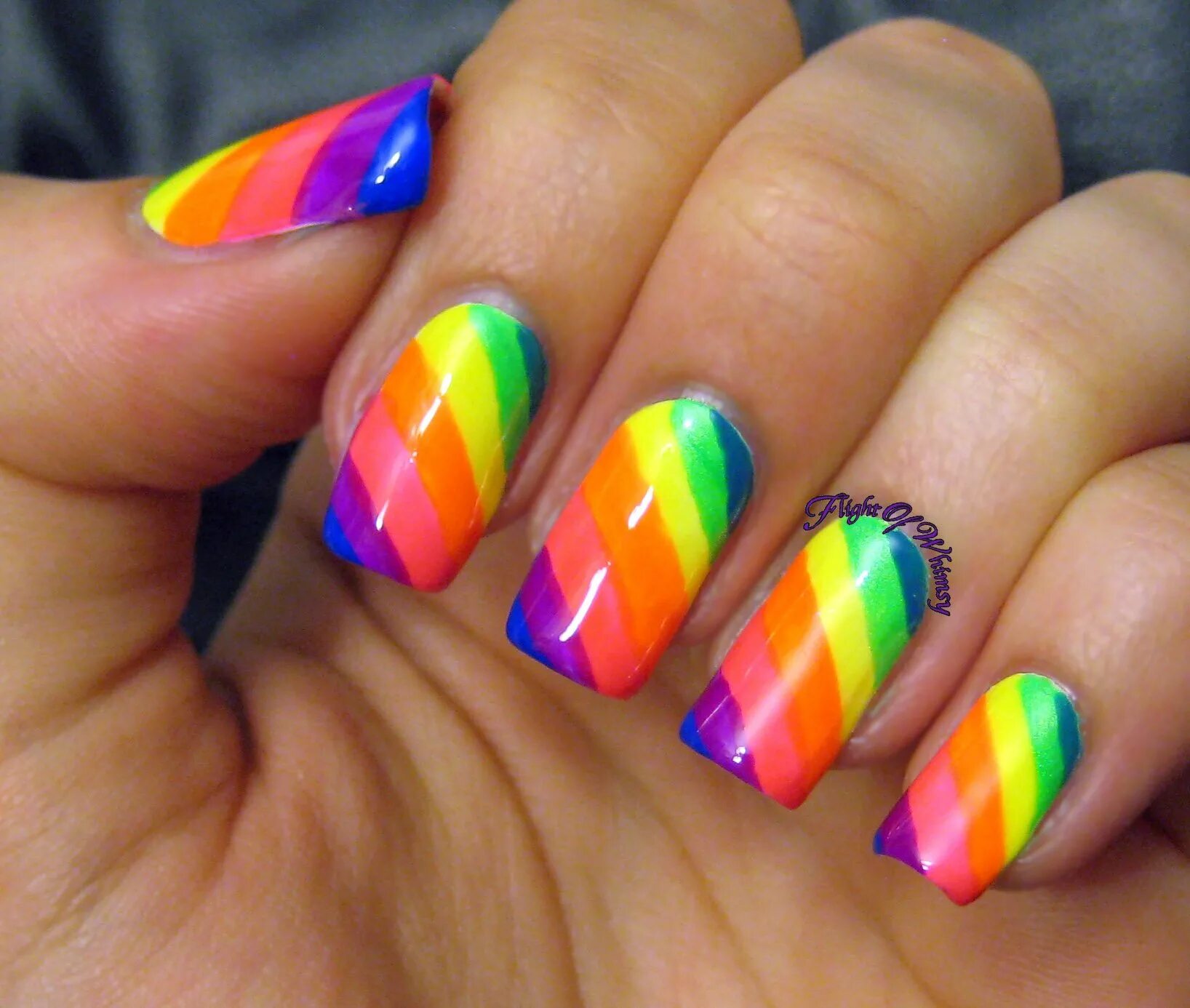 радужный маникюр. разноцветные ногти. маникюр радуга. лак rainbow nail. маникюр градиент.