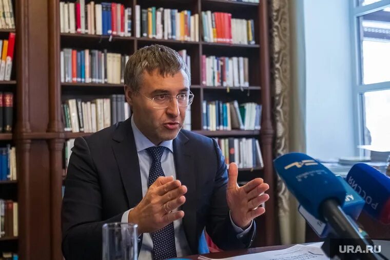 Ректор тюмгу тюмень. Ректор тюменского государственного университета. Ректор тюменского государственного университета. Ректор тюмгу иван романчук. Медведева ирина ректор тюмгму.