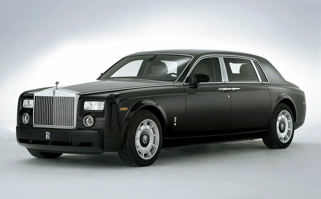 Автомобиль rolls royce