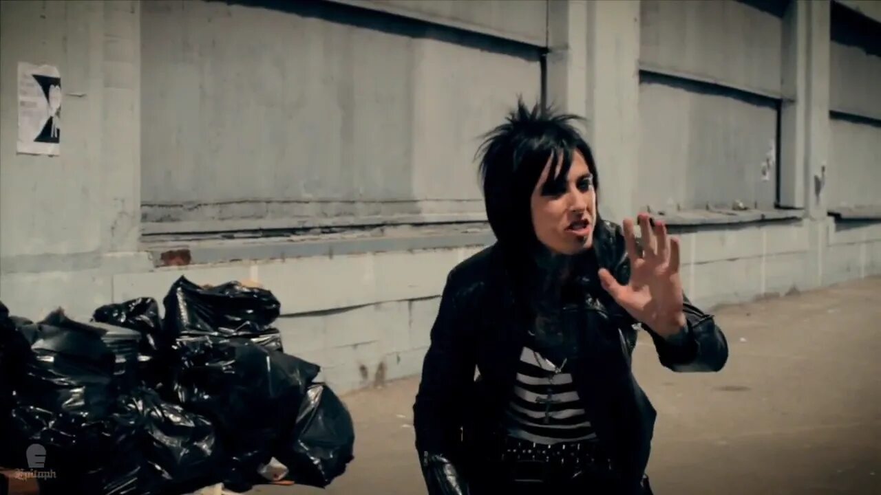 Falling in reverse roland. Falling in reverse. группа falling in reverse 20251. falling in reverse обои. falling in reverse unbreakable.