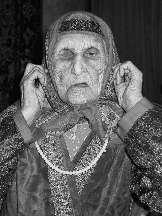 Грузинские долгожители. Хабимбал хаметова. Кавказец долгожитель. Сархат рашидова. 127 летняя жительница кабаррдинобалкарии.