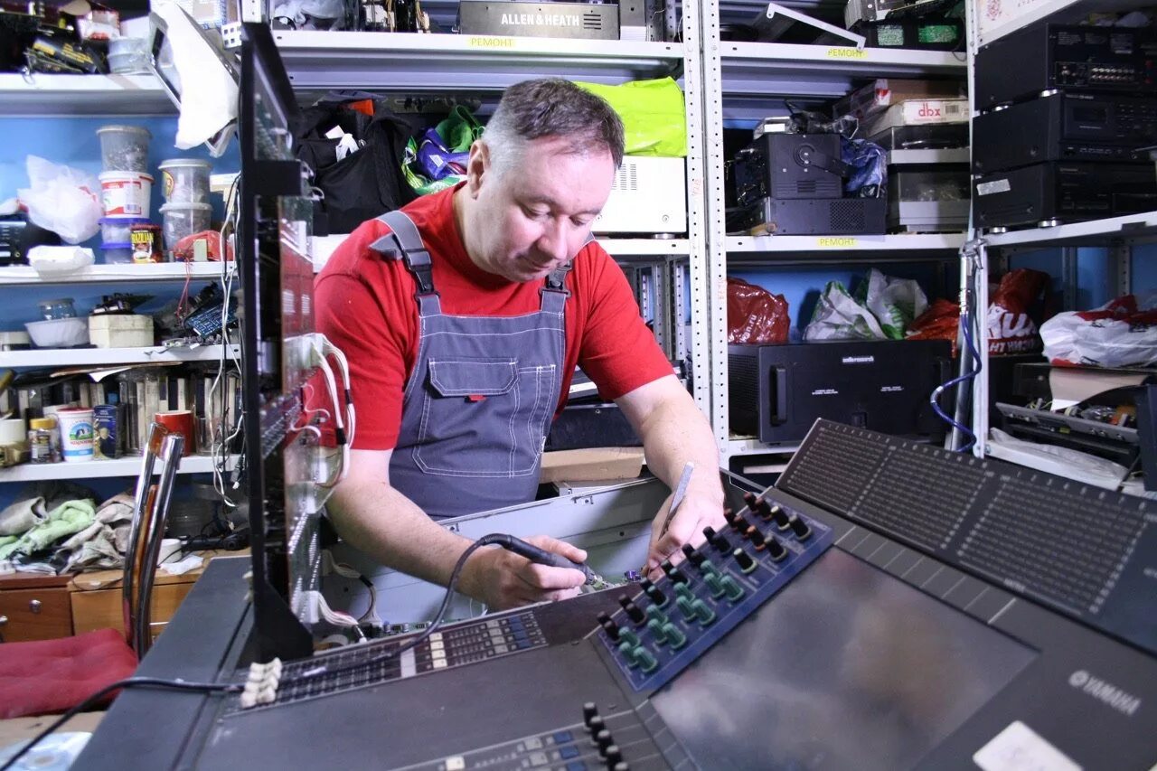 Soundcraft epm12. Радио починить. Ремонт звукового. Ремонт звукового. Звуковое оборудование и аппаратура.