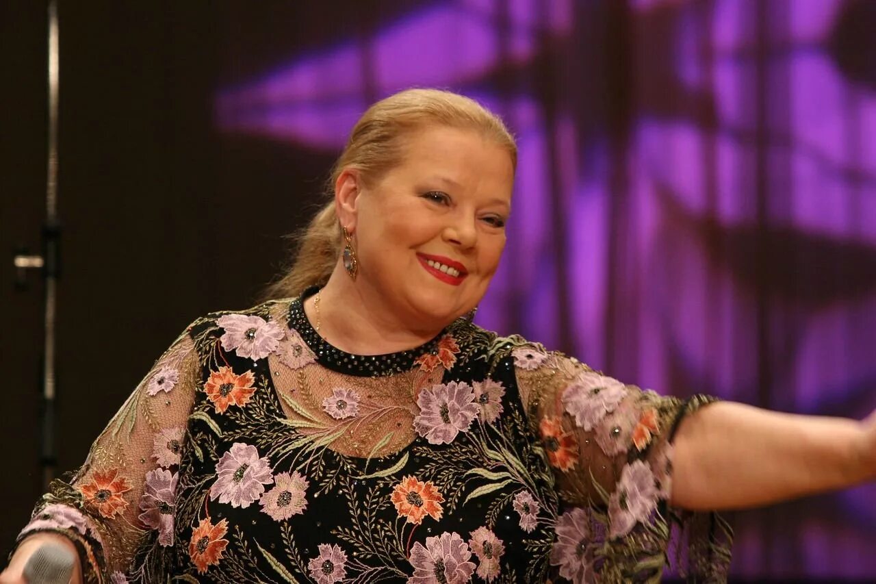 алла иошпе похороны. людмила петровна сечкина. умершие советские певицы. анна самохина. людмила петровна сечкина.