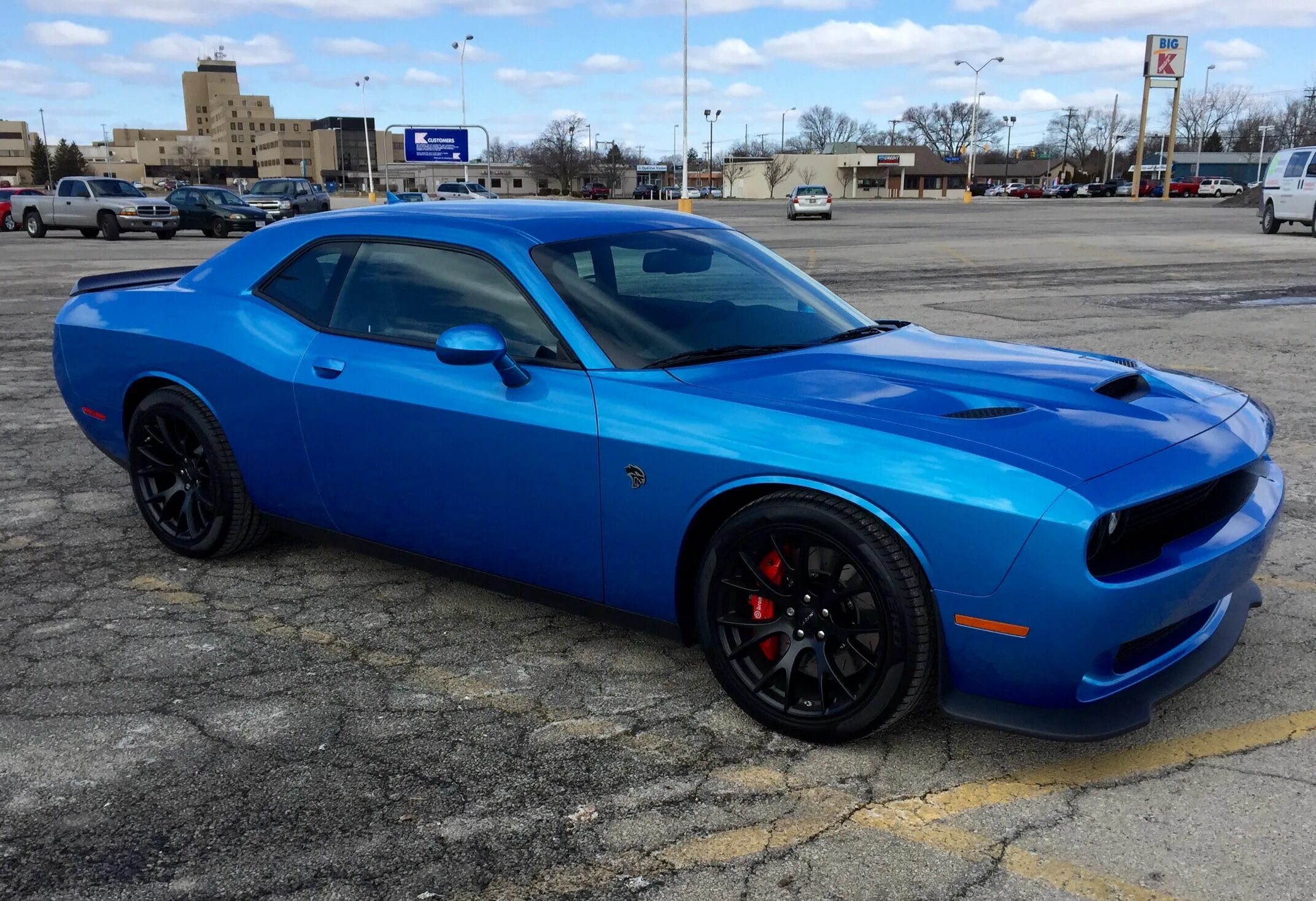 Додж челленджер синий. Синий додж челленджер демон. Dodge синий. Dodge синий. Додж челленджер синий.