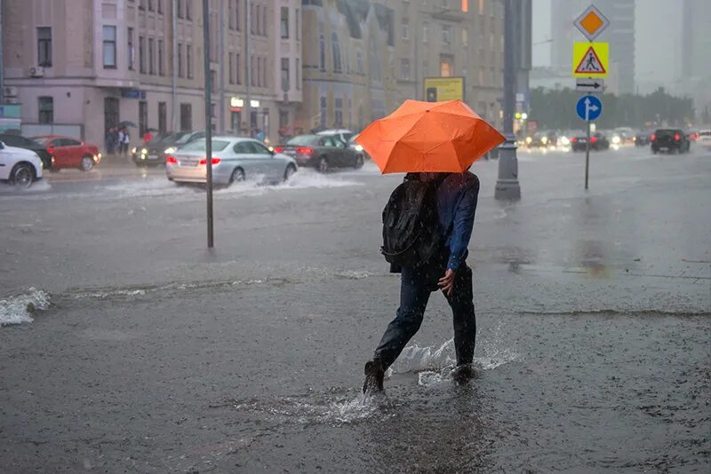 Погода разбушевалась фото. Включи непогоды. Плохая погода. Ливень. Ветер ураган.