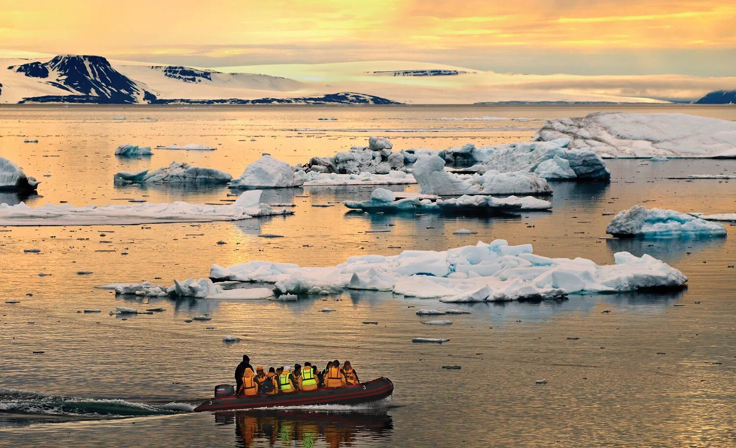 архипелаг земля франца-иосифа. о. архипелаг франца иосифа. баренцево море земля франца иосифа. земля франца иосифа.