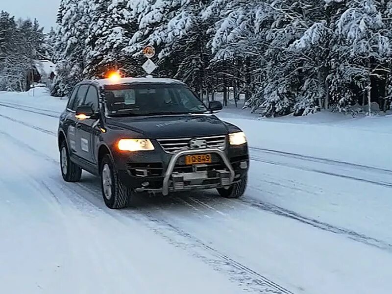 Тест драйв снег. Зимние дороги в Финляндии. Volvo in Finland Winter.