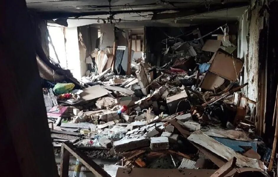 После взрыва в жилом доме. Взрыв газа в Кировской области. Взрыв газа в Кикнуре. Взрыв бытового газа в частном доме.