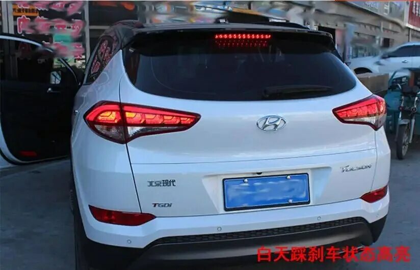Накладка заднего бампера хендай туссан 2008. Задние светодиодные фонари hyundai tucson 2008. Парктроник hyundai tucson 2018. Tucson задний. Hyundai tucson 4 задние фонари.