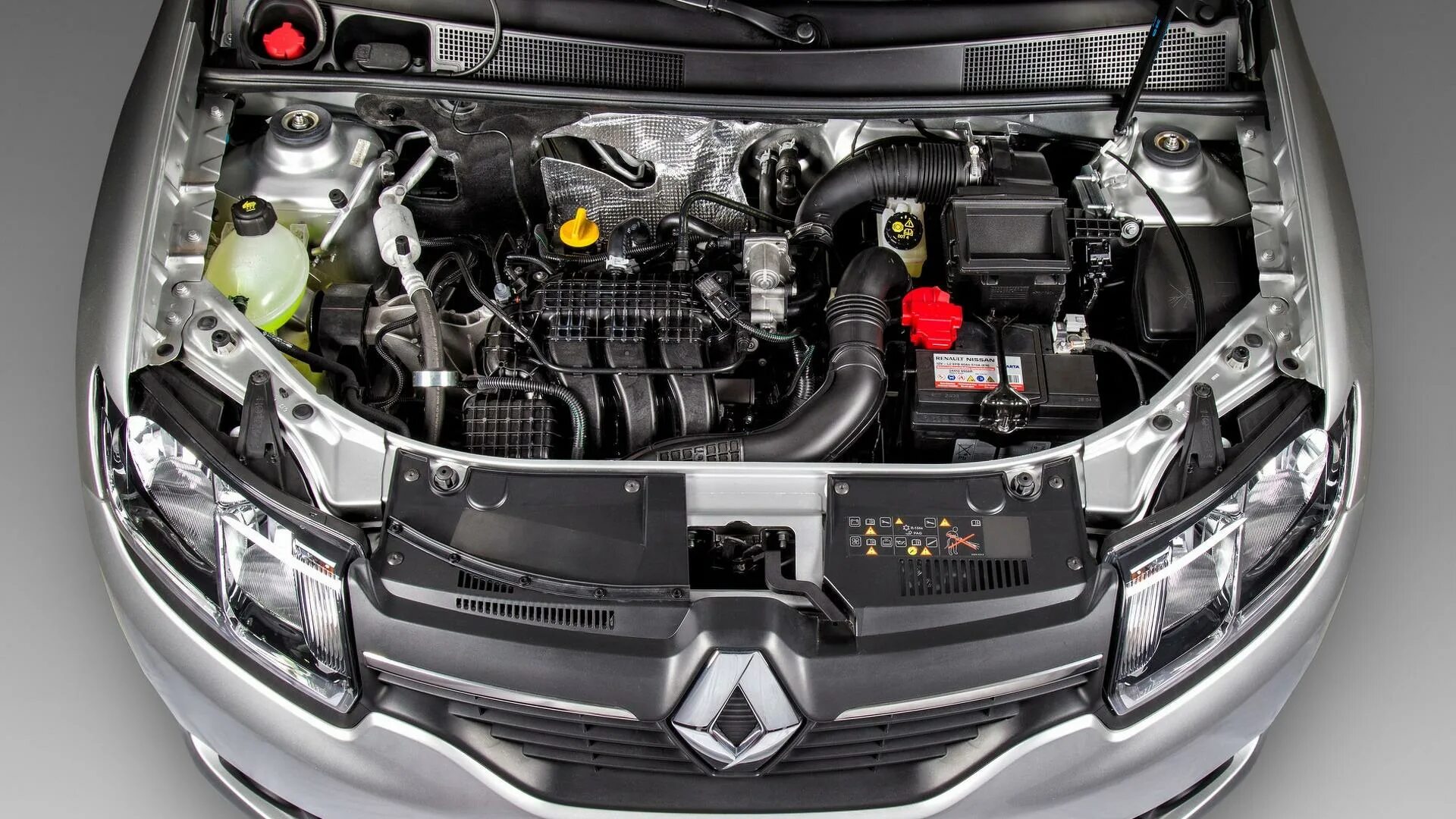 Двигатель Рено Сандеро 1.6 113 л.с. ДВС Renault Sandero 1.6 2010. Двигатель Рено Сандеро 1.4. Двигатель Рено Логан 113. Автомобиль рено логан двигатель
