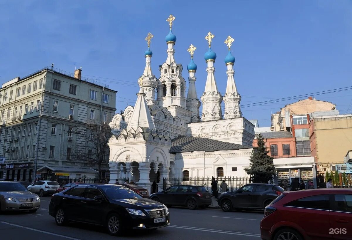 Московская церковь рождества богородицы. Московская Церковь Рождества Богородицы в Путинках 17 век. Храм Рождества Богородицы в Путинках. Церковь Рождества Пресвятой Богородицы в Путинках, Москва. Церковь Рождества в Путинках Москва 17 век.