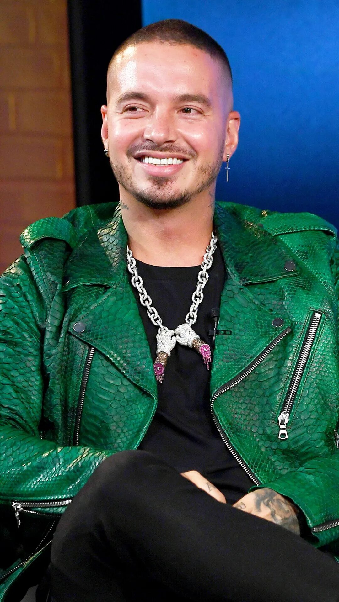 J balvin 2023. Balvin песни. Диджей балвин. Дж балвин. Джей балвин.