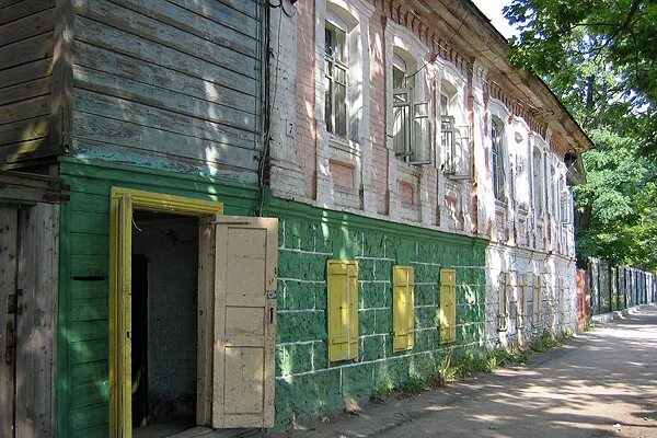 Дом шведова новозыбков. Новозыбков ул садовая 75а что это. Ленина новозыбков. Ленина новозыбков. Новозыбковская городская типография новозыбков.