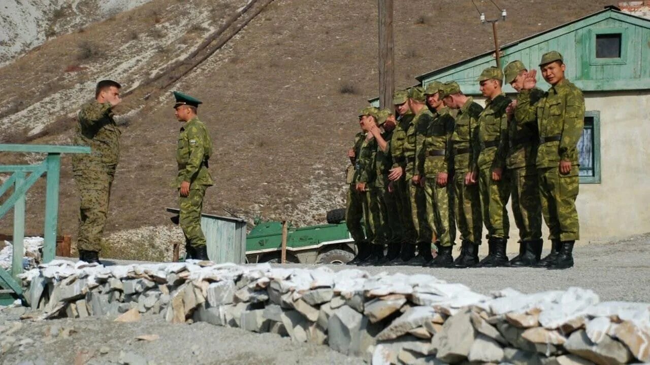 застава. сергей николаевич борин. двенадцатая застава саригор фото заставы. пограничная застава тихая. высота тург таджикистан.