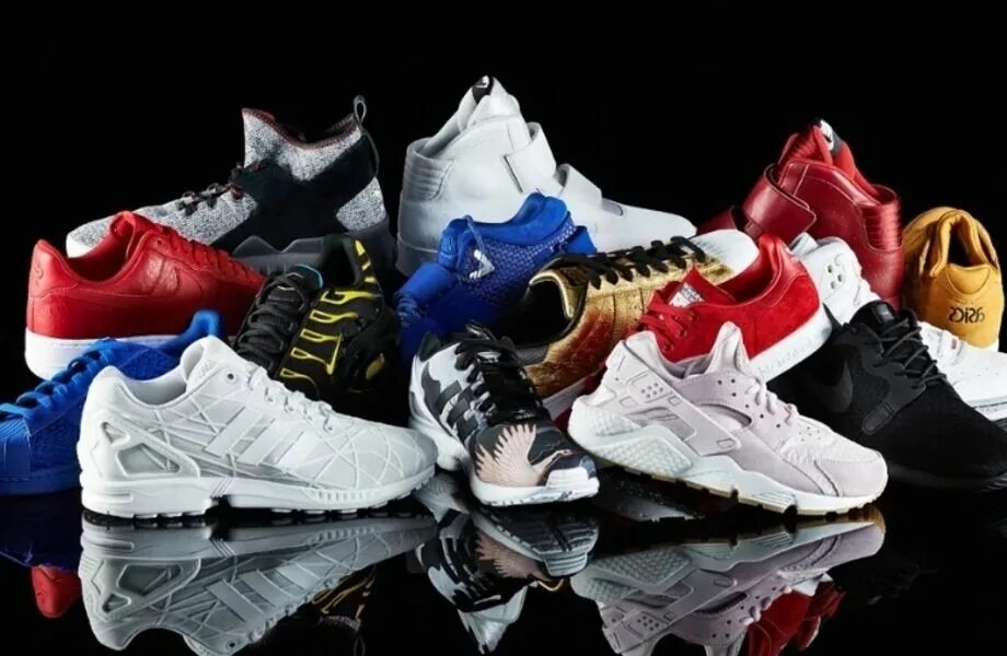 Много кроссовок. Коллекция кроссовок. Спортивная одежда и обувь. Nike x off white обувь. Обувь спортивная.