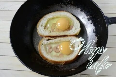 Булка жареная в яйце с сахаром
