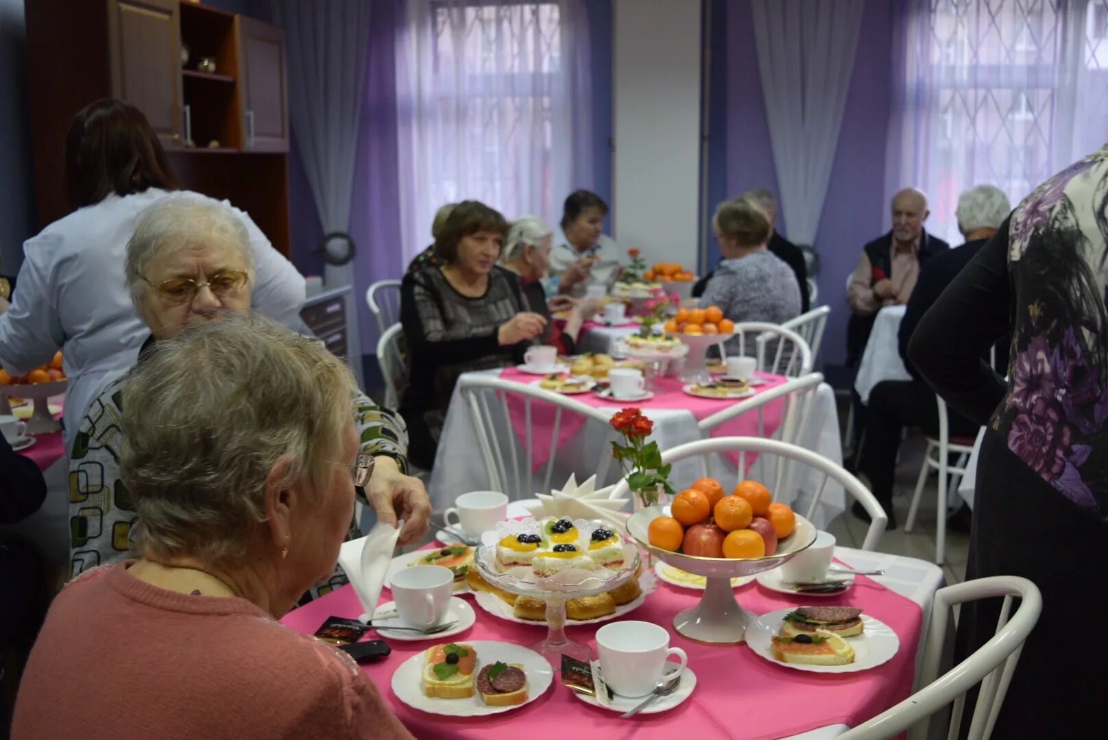 Бабушкина 47 3. КЦСОН Приморского района СПБ. КЦСОН Невского района. КЦСОН Петродворцового района СПБ. Бабушкина 47/2 социальный дом.