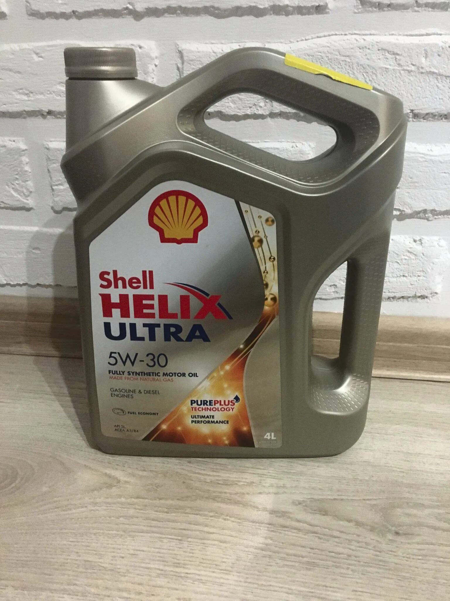 Шелл хеликс ультра какое масло. 550046387 Helix Ultra 5w-30 4l. Масло моторное Шелл Хеликс ультра 5w30. Шелл ультра 5 30. Helix Ultra 5w-30.