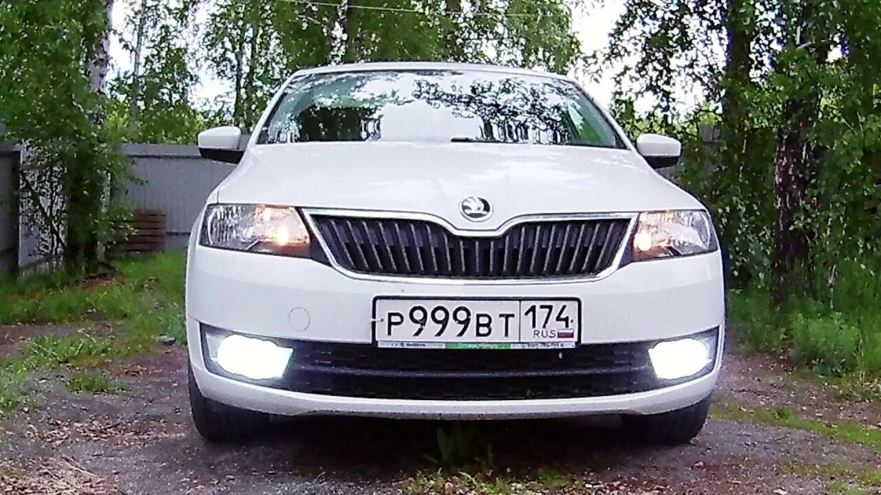 Лед лампы в противотуманки Шкода Рапид 2014. Противотуманки Skoda Рапид. Led лампы Шкода Рапид. Противотуманные фары Шкода Рапид 2016. Skoda rapid лампочки